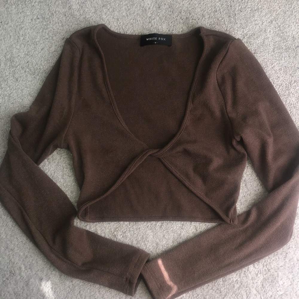 White Fox Twist Crop Top